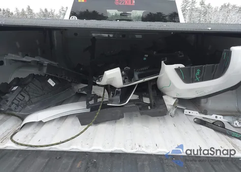 2021 Chevrolet Silverado 1500 4Wd Standard Bed Custom from USA, damaged, VIN 1GCRYBEH7MZ175437